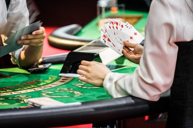 nagihtoto slot number game lobby with football and payment sections